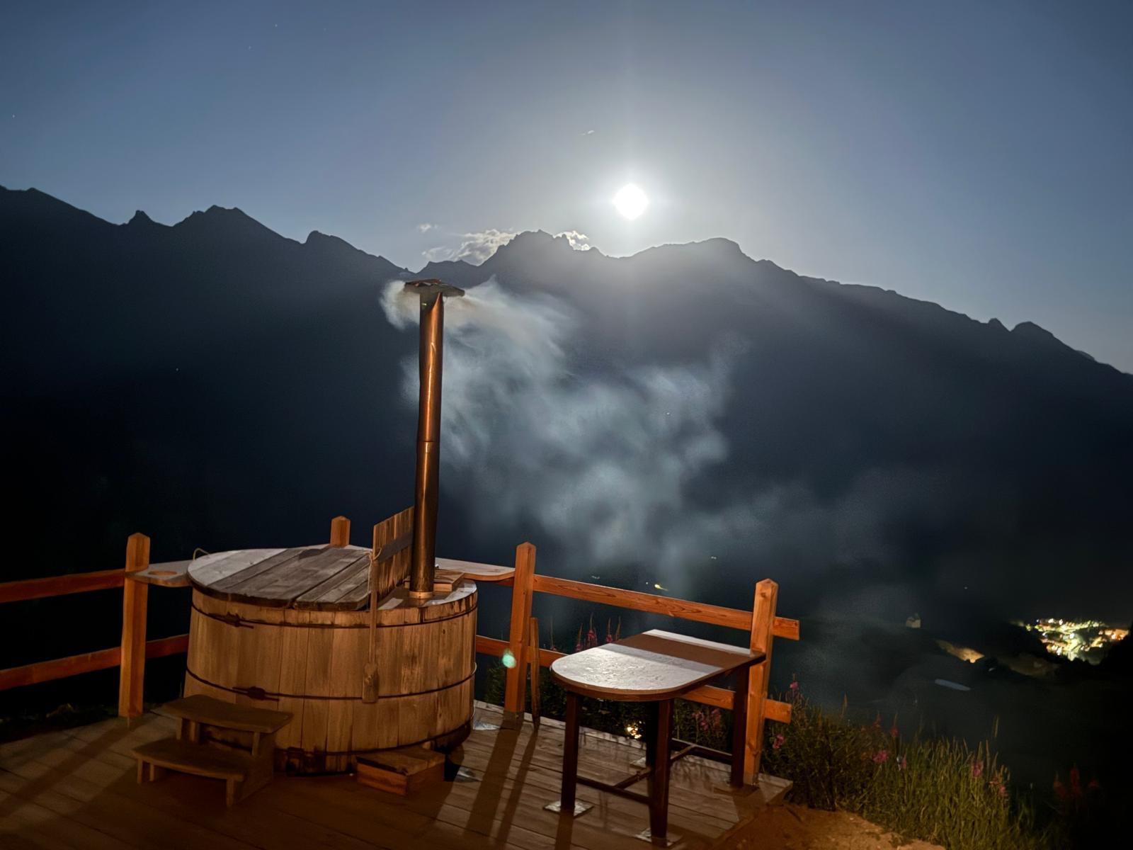 Relax nella Vasca Storvatt panoramica